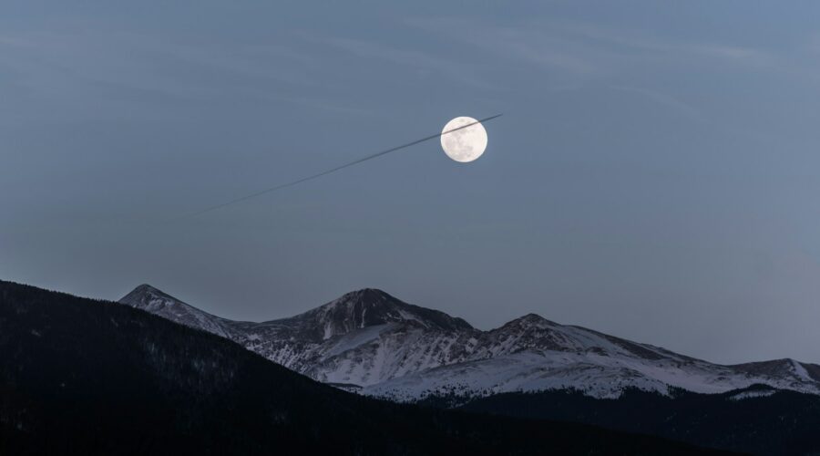 full moon during dawn