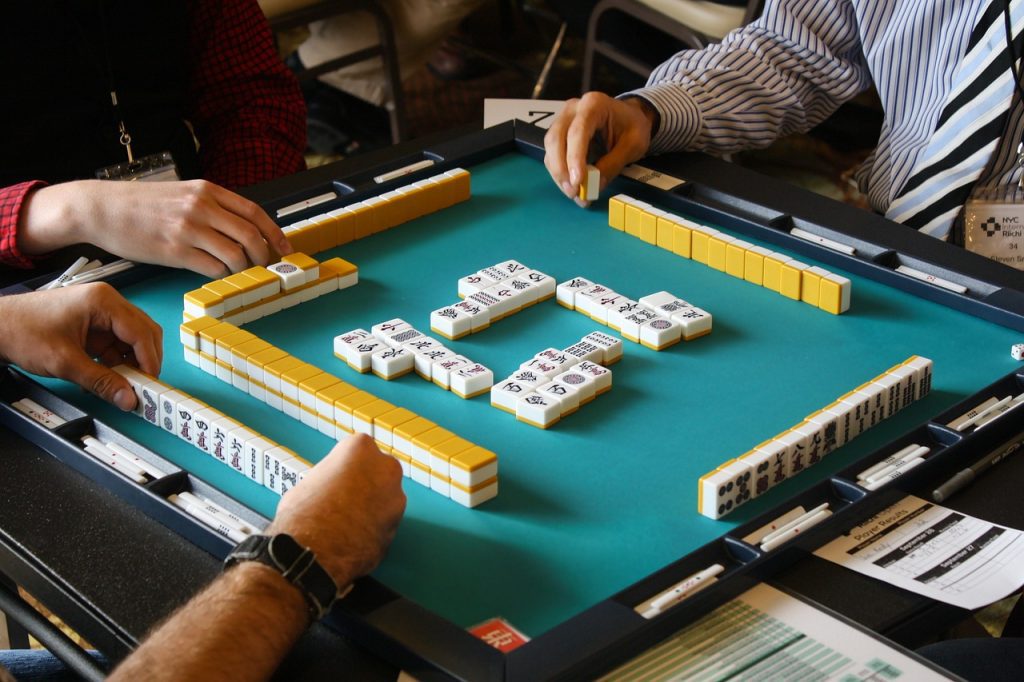 Mahjong wall